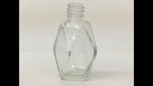 1 oz (30ml) Clear Diamond-Shaped Clear Glass Bottle (288 pieces in a case) смотреть онлайн
