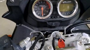 SUZUKI BANDIT GSF 1250S 2009 года . F1 ошибки