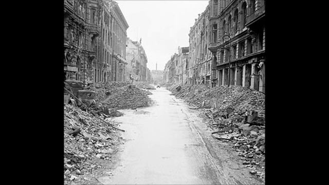 After The War-Post War Soundtrack смотреть онлайн