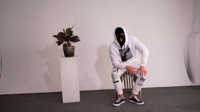 ДИМАС ИЗ БАТАЙСКА и КРИПТОВАЛЮТА / БЛОГЕРЫ ЗАПУСКАЮТ НОВЫЙ СКАМ БИЗНЕС