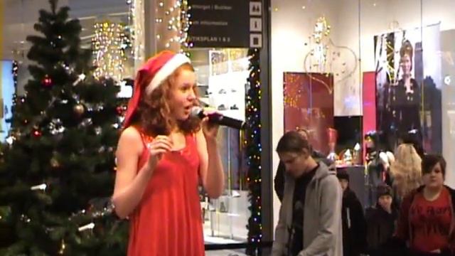Ebba Knutsson sings Rockin Robin смотреть онлайн