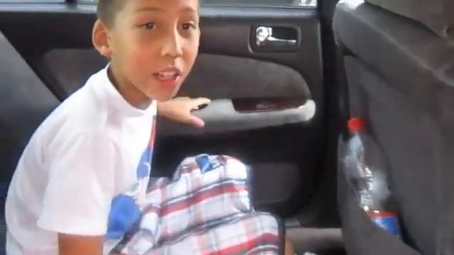 Маленький Абу Яхъя Ему 10 лет! А о чем говоришь ты Смотреть всем! Ислам смотреть онлайн