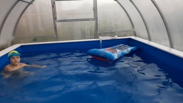 Самодельный бассейн смотреть онлайн