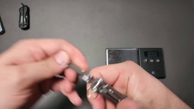 ?Small Multitools (Replacing the Leatherman Squirt. RIP ?) смотреть онлайн