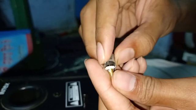 How to remove broken male RCA pin from its connector,amp,home theatre, headphone смотреть онлайн