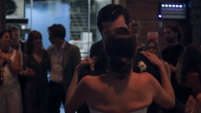 "Isn't She Lovely" / "Can't Take My Eyes Off You" Father Daughter & First Dance смотреть онлайн