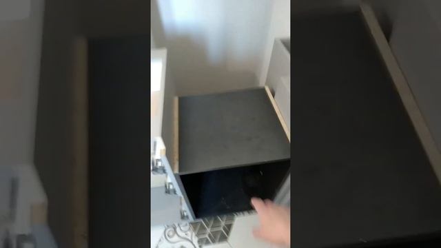 История одной кухни | 2 серия. Описание проекта и замер под столешницу. смотреть онлайн