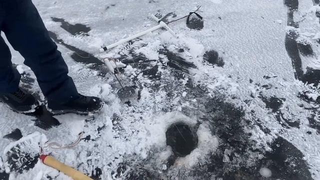 Открытие сезона зимней рыбалки на Оби смотреть онлайн