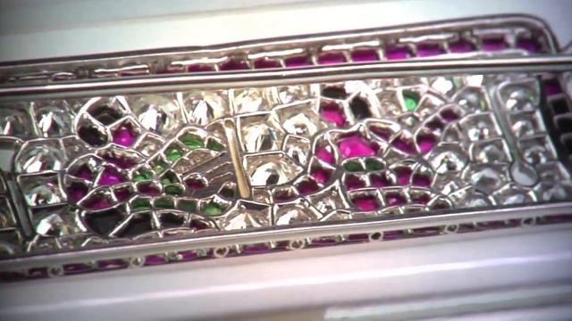 Top 10   Most Beautiful And Expensive Jewelry Collection From Van Cleef & Arpels