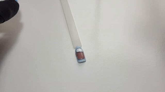 Зимний дизайн. Учимся рисовать гель лаком смотреть онлайн