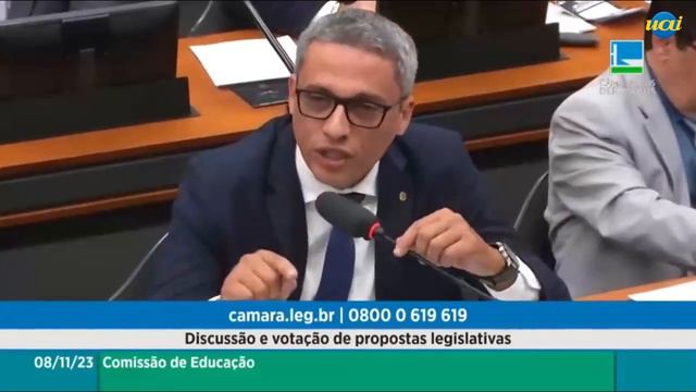 Deputado bolsonarista diz que filha será punida caso tire nota boa no Enem смотреть онлайн