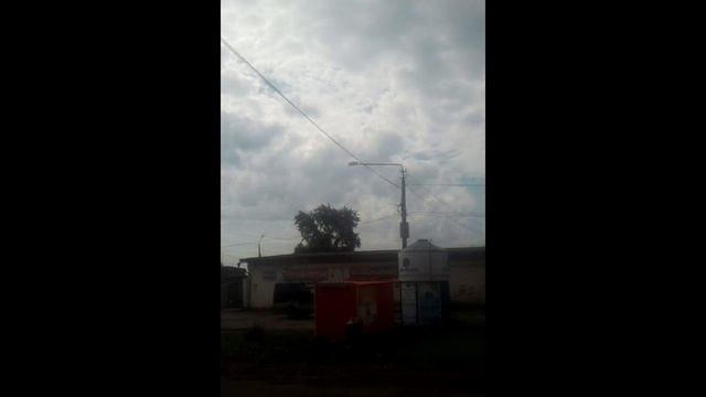 Монтаж оптического кабеля на опорах без использования талрепа, экономим 1000 р. на каждой опоре!!! смотреть онлайн