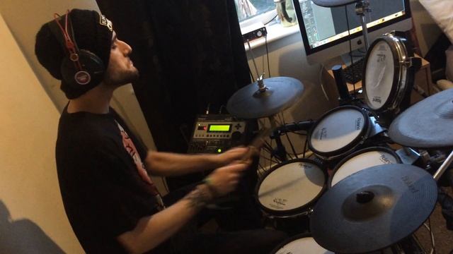 Groovy Intricate Drum Fill смотреть онлайн