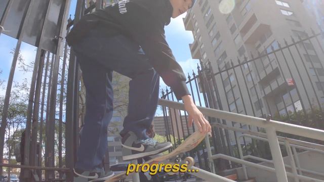 Jiro Platt with Manhattan Portage - New York Tough смотреть онлайн