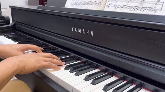 Yamaha Clavinova CLP-575 digital piano video demo смотреть онлайн