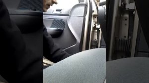 Как снять и открутить наружную облицовку накладку двери VW GOLF 5+PLUS demontaz nakladki drzwi tyl!