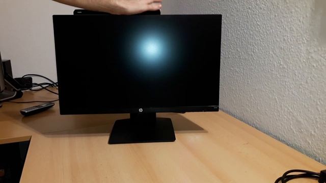 Eno - 2021.03.12 - Hardware - Unboxed HP X24ih Gaming Monitor - actually has no swivel function! смотреть онлайн