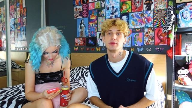 ЧТО В ТЕЛЕФОНЕ У @DariaGraph? (такого я не ожидал ? смотреть онлайн