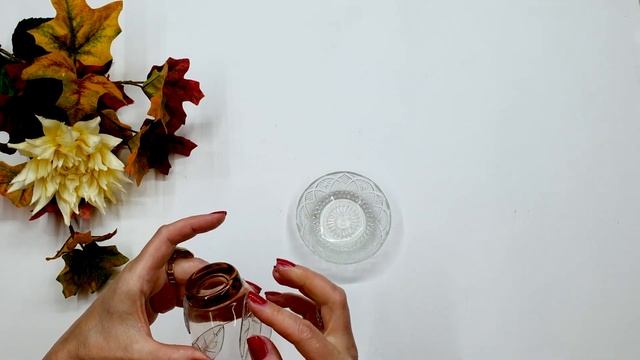 ВАЗА ИЗ РЕЗИНОВОГО КОВРИКА ДЛЯ ВАННОЙ // ИДЕИ ДЕКОРА // 4 DIY`S // СВОИМИ РУКАМИ смотреть онлайн