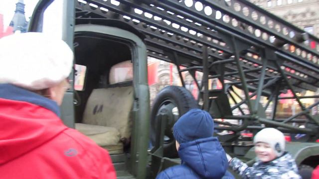 Историческая военная техника на Красной площади 7 ноября 2014 года смотреть онлайн