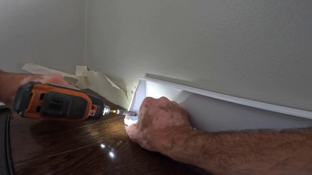 How To Open & Install A Baseboard Vent