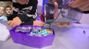 оцениваю видео/ Артура и Давид  вызвали дух Хэллоуина