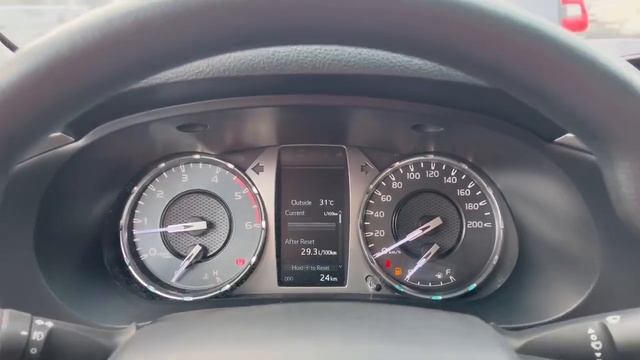 Toyota Hilux 2022 смотреть онлайн