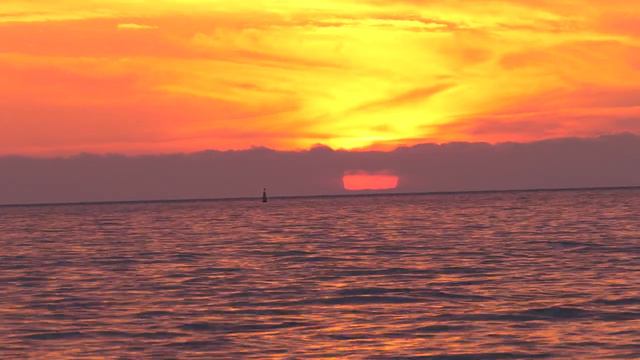 Дивноморское. Море. Закат 25 ноября 2022 г. смотреть онлайн