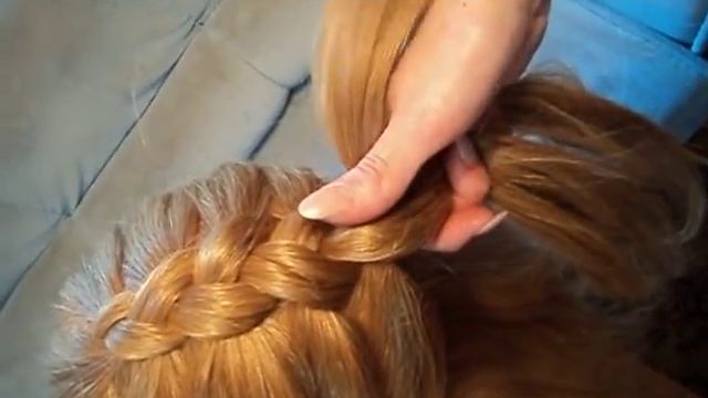 видео плетение косичек для девочек смотреть онлайн