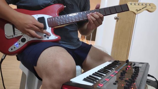 Rock Band 3 Pro Guitar Mustang MIDI controller on a Roland JDXi смотреть онлайн