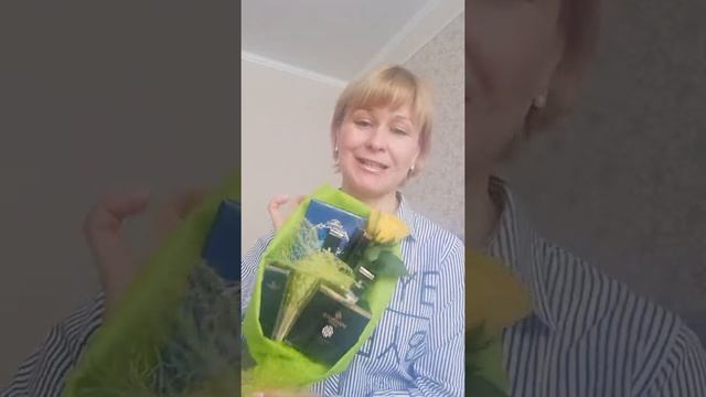 Оригинальные букеты к 8 марта ? смотреть онлайн