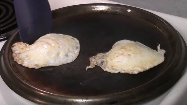 Bluing Carbon Steel Griddle Pan - Best Empire Steel Griddle | Eggs Over Easy смотреть онлайн