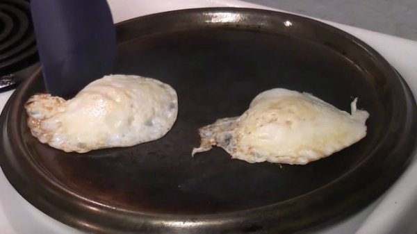 Bluing Carbon Steel Griddle Pan - Best Empire Steel Griddle | Eggs Over Easy