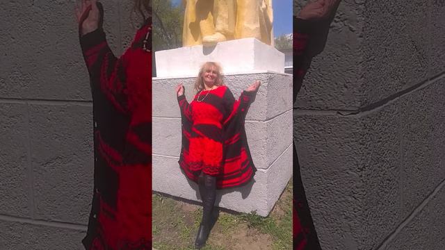 Связала себе комплект из платья и пальто смотреть онлайн