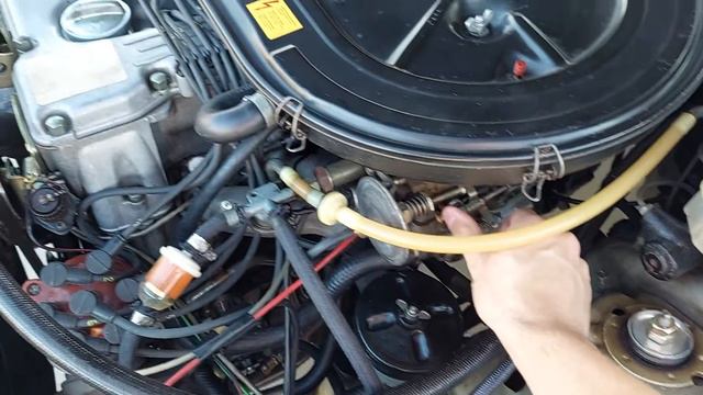 Mercedes Benz 280S W116 1974 M110 engine sound. смотреть онлайн