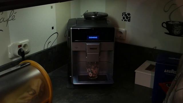 Siemens EQ 6 plus s300 Kaffeevollautomat TE653501DE im Test смотреть онлайн