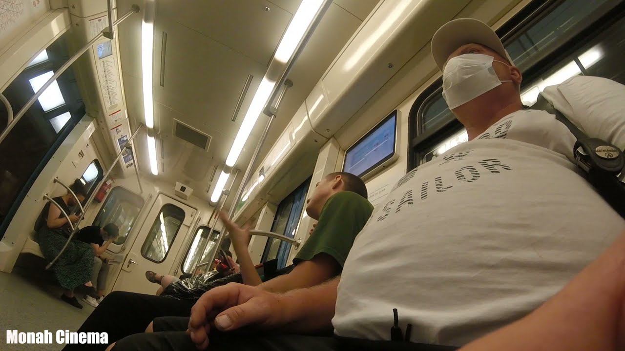 Пьяная шаболда курит в метро плевав на всех вокруг красуясь перед своим ухажёром смотреть онлайн