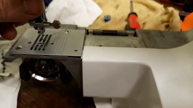 Medion Nähmaschine - Modell MD 11836 - Nadelstange Erstellen - ضبط عمود الإبرة
