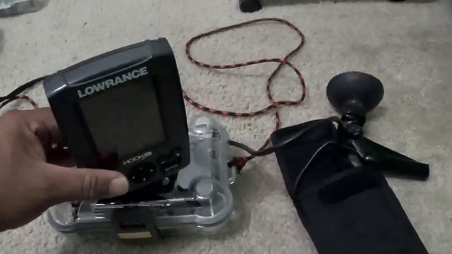 Lowrance Hook 3x DSI Review - How To Remove A Lowrance Depth Finder From The Mount!