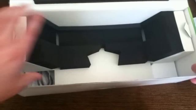Unboxing Xbox 360 Kinect (UK) With Dance Central смотреть онлайн