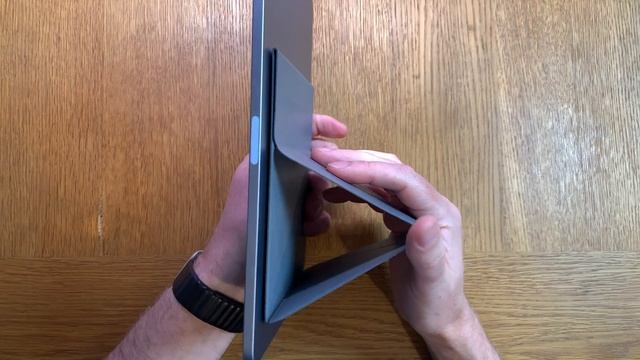 Moft SNAP Tablet Stand for iPad Air 4 and iPad Air 5 (and other 9.7-inch or larger tablets) смотреть онлайн