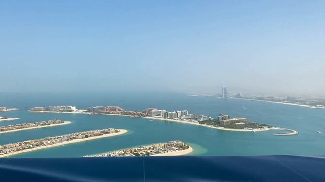 Дубай 2022.AURA Skypool. Обзор. Панорамный бассейн на 50-м этаже отеля Nakheel Palm Tower смотреть онлайн
