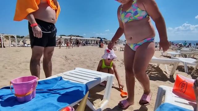 ?Пятый день отдыха в Анапе. Дети привыкли к воде? Наш "Шведский стол".??Шикарный закат у моря? смотреть онлайн