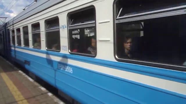 Модернизированная ЭР9М-515 (первая неделя) в Боярке смотреть онлайн
