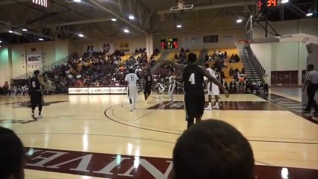 COLLEGE VLOG | Class, Basketball Game, & Chipotle смотреть онлайн