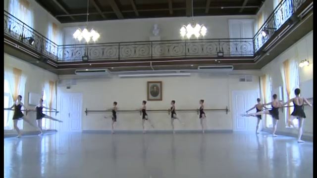 Vaganova Ballet Academy, Classical Exam 2013, Udalenkova смотреть онлайн