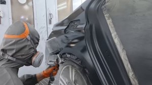 Покраска заднего крыла по технологии «мокрый по мокрому». Нанесение двух видов грунтов, краска, лак