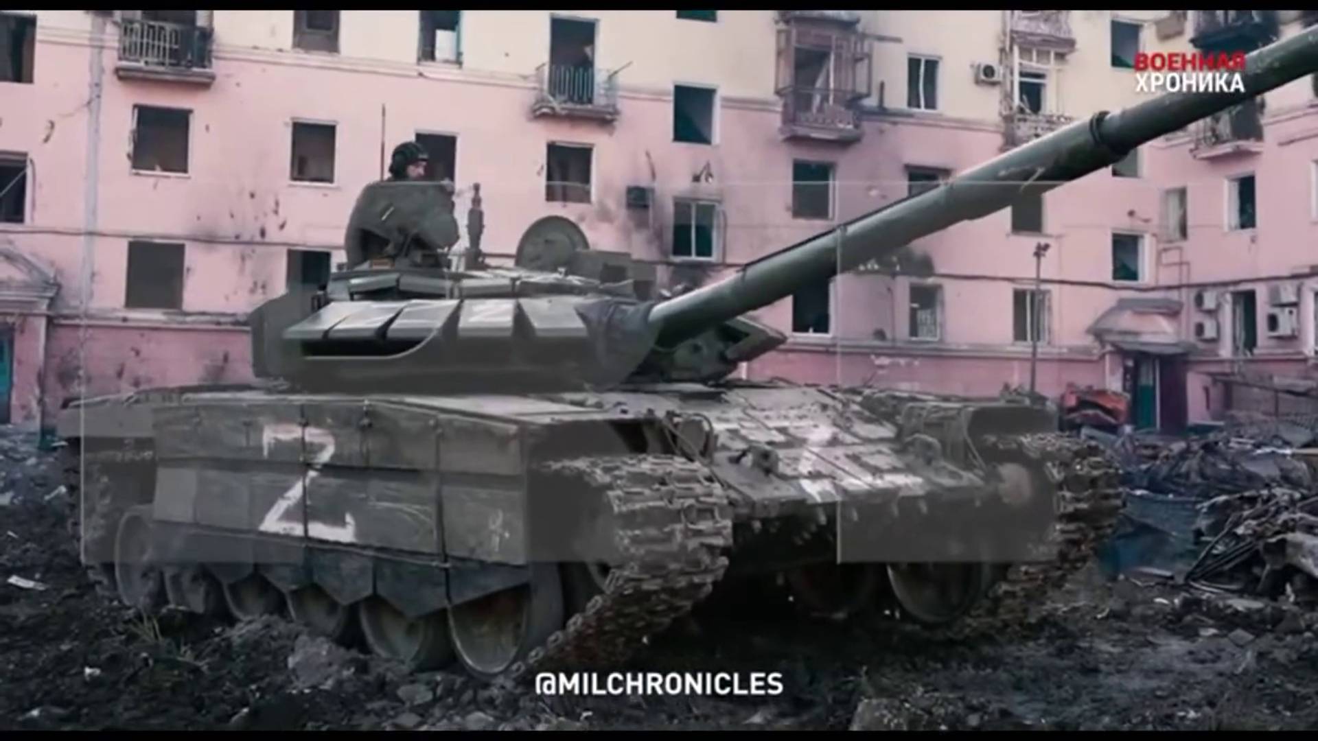 Работа БТР-82, Т-72Б3, БМП3 и Т-80-БВ ВС РФ в Мариуполе, 2022 г. смотреть онлайн