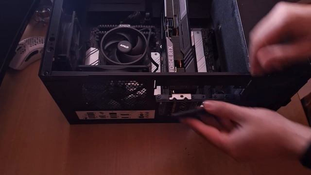 The unboxing and installing of my 4060TI смотреть онлайн