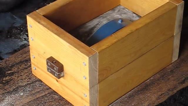 Metal Casting at Home Part 7 Oddside Mould Making смотреть онлайн